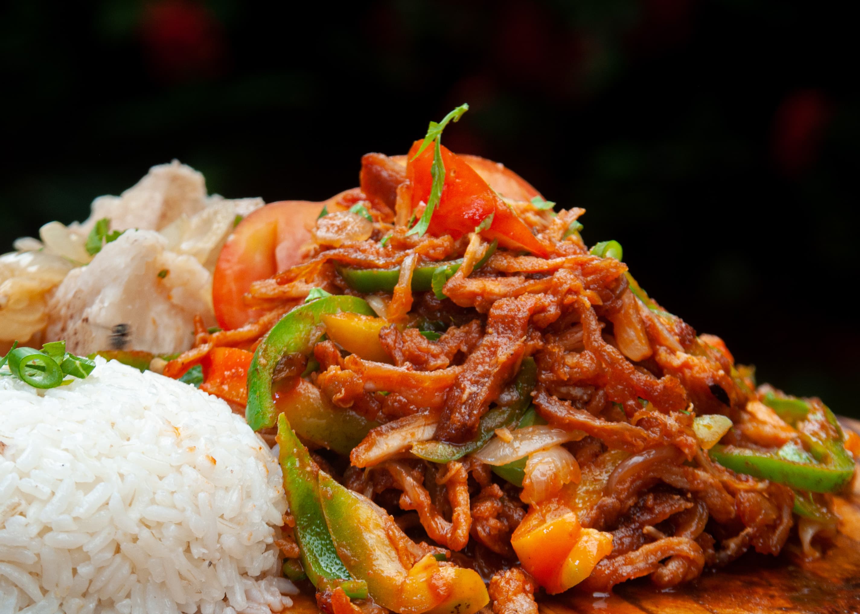 Ropa Vieja + 2 guarniciones